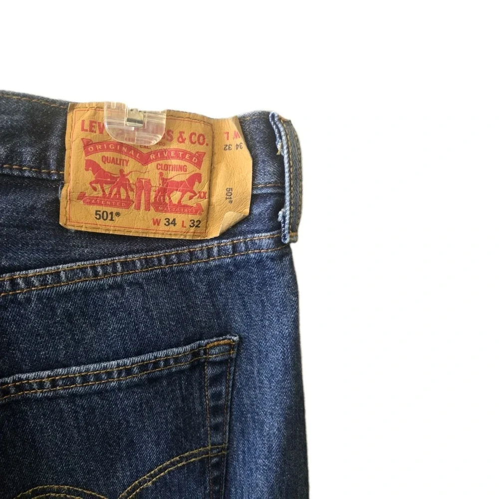 Levi's 501 Original Fit Button Fly‎ Jeans Blue Denim Men's Size 34x32...